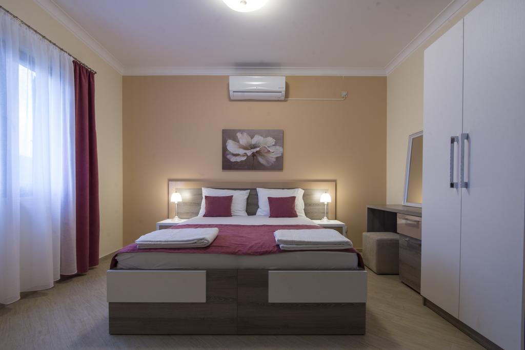 Jedro Apartmani Herceg Novi Exteriör bild