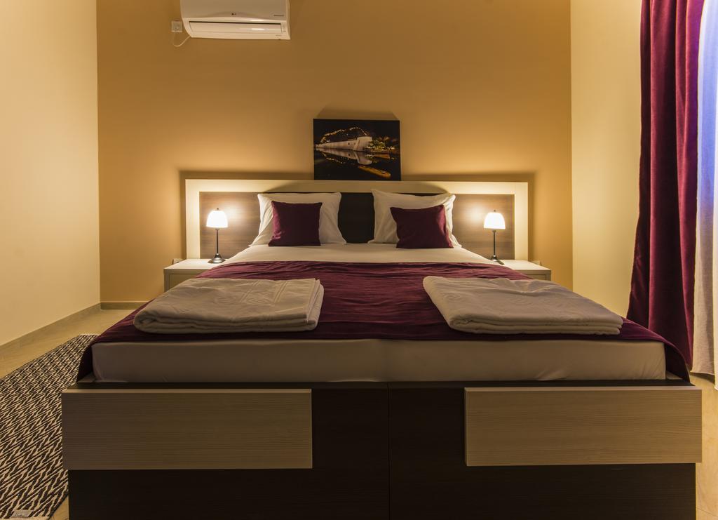 Jedro Apartmani Herceg Novi Exteriör bild